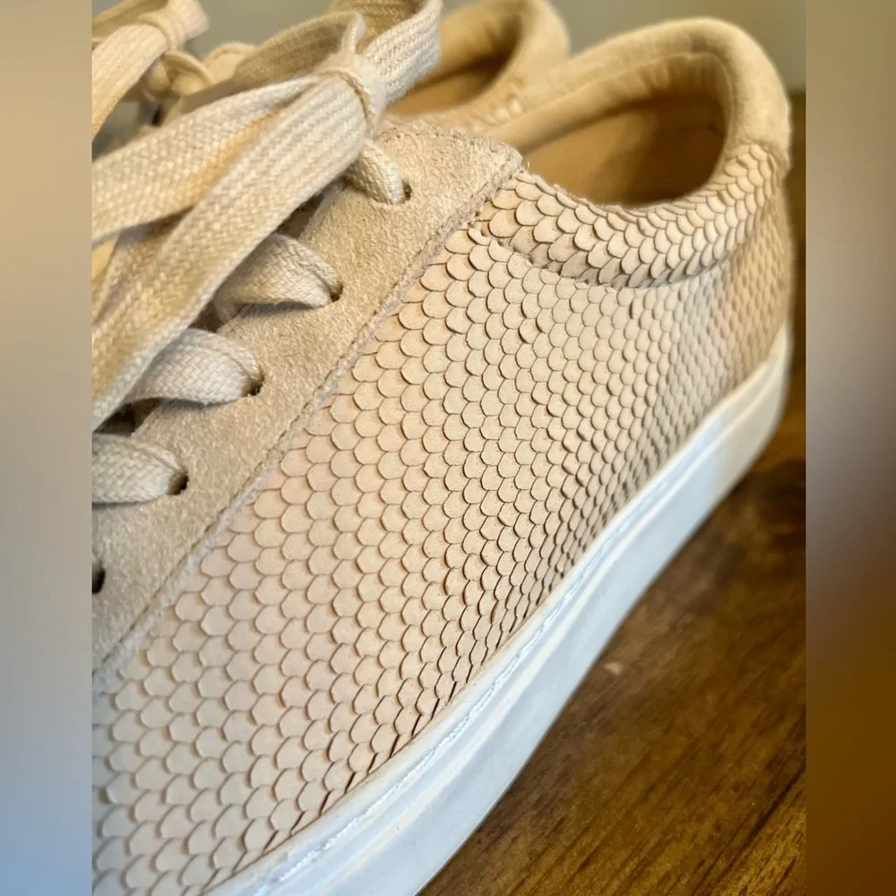 J Slides | Sand & White Lacee Leather Sneaker - Women’s 6.5 - Picture 6 of 10